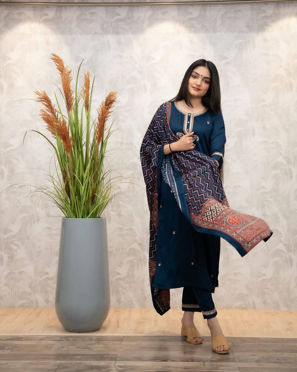 Beautiful pure viscose Chanderi kurti set for women