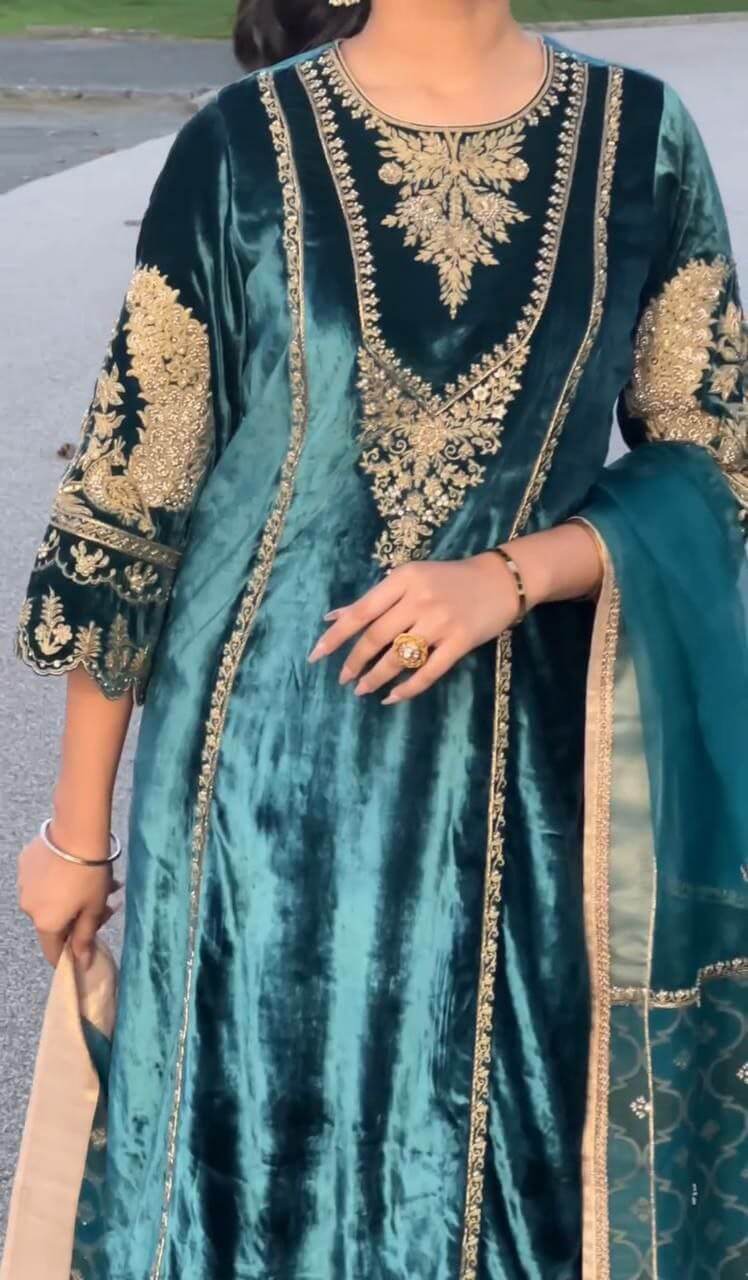 Heavy Viscose Velvet Dress Suit For Women