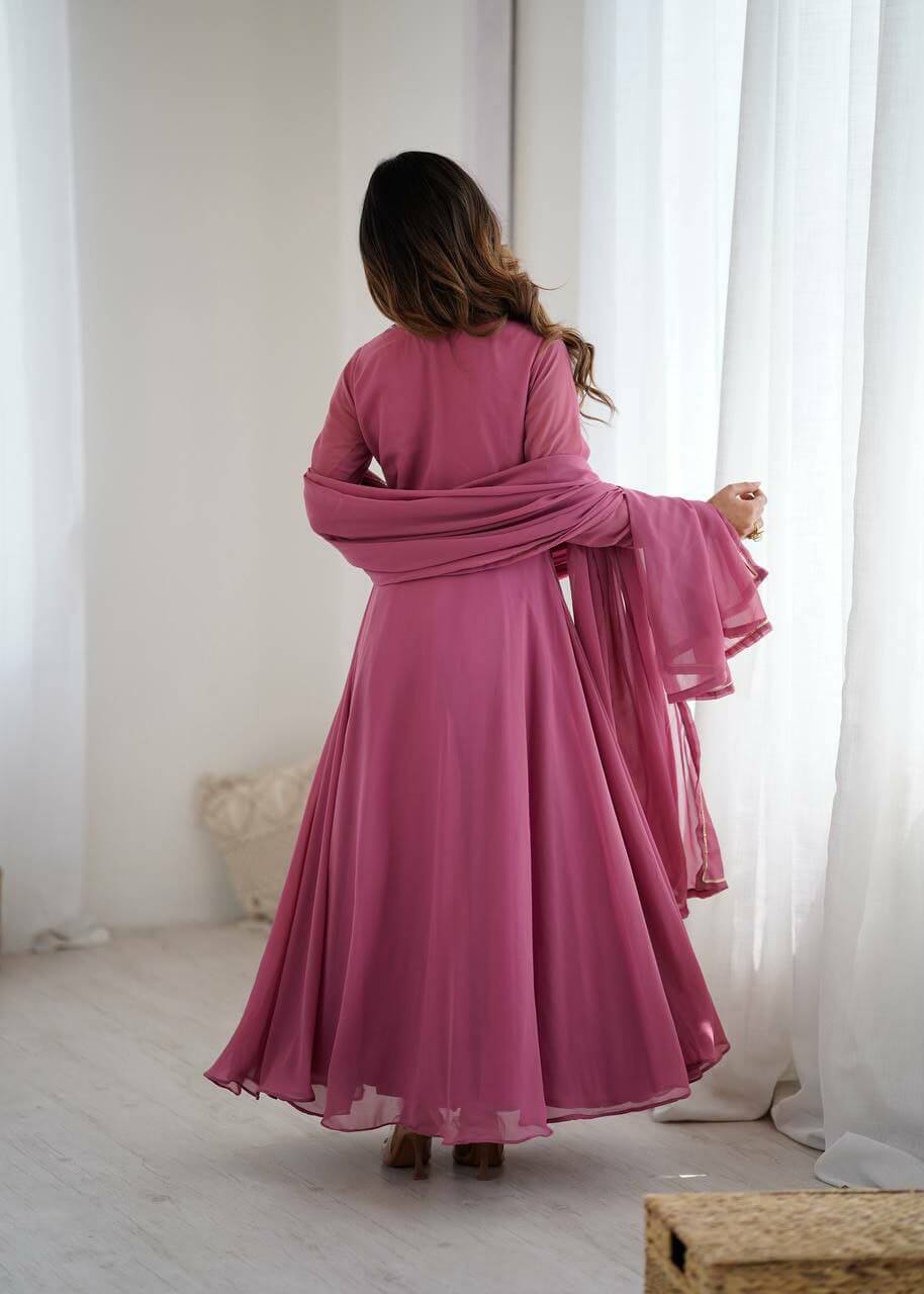 Rose gown set for women