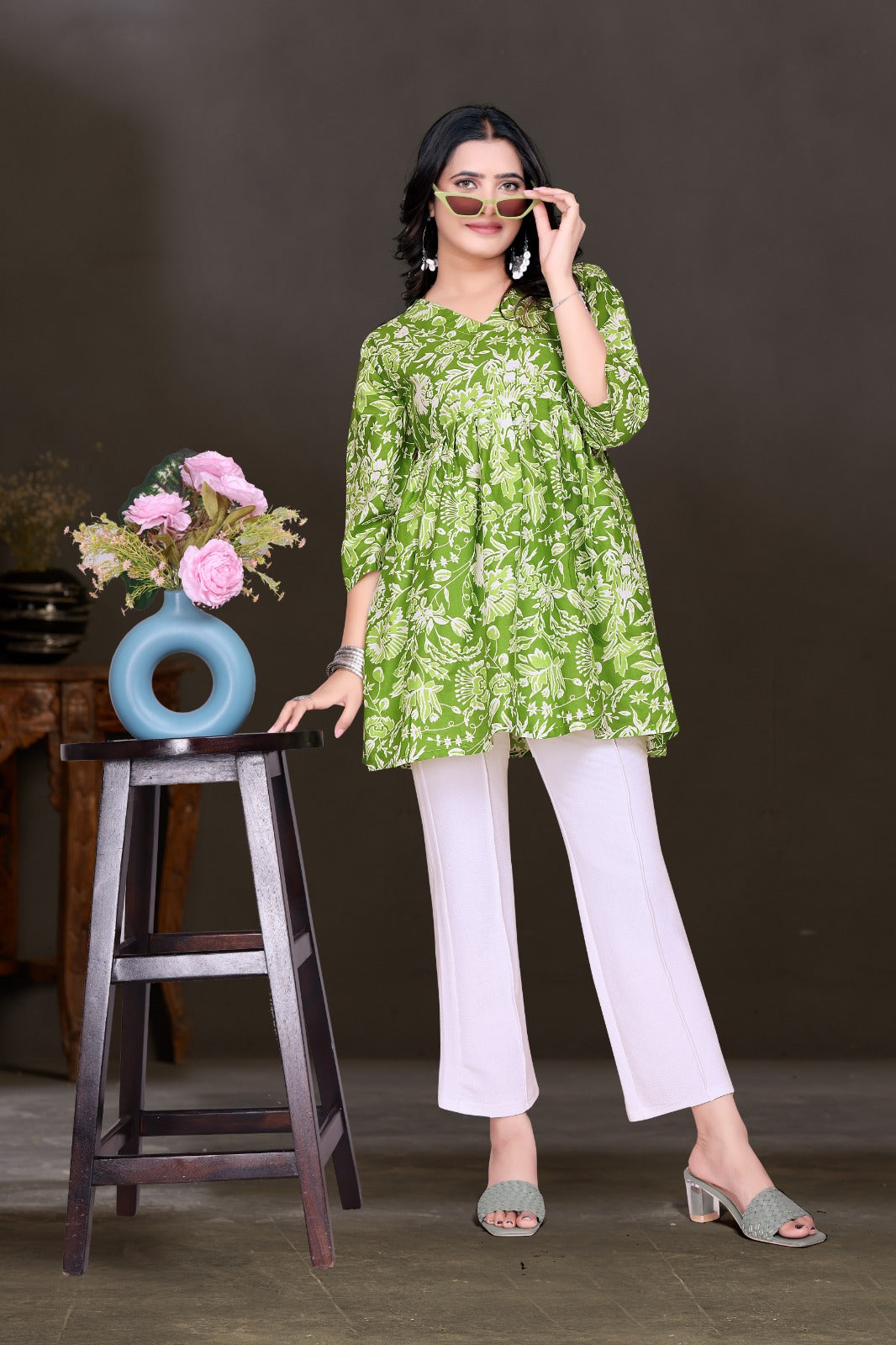 Pure Cotton Relaxed Fit Block Printed Tunic Top With V-Nack&
