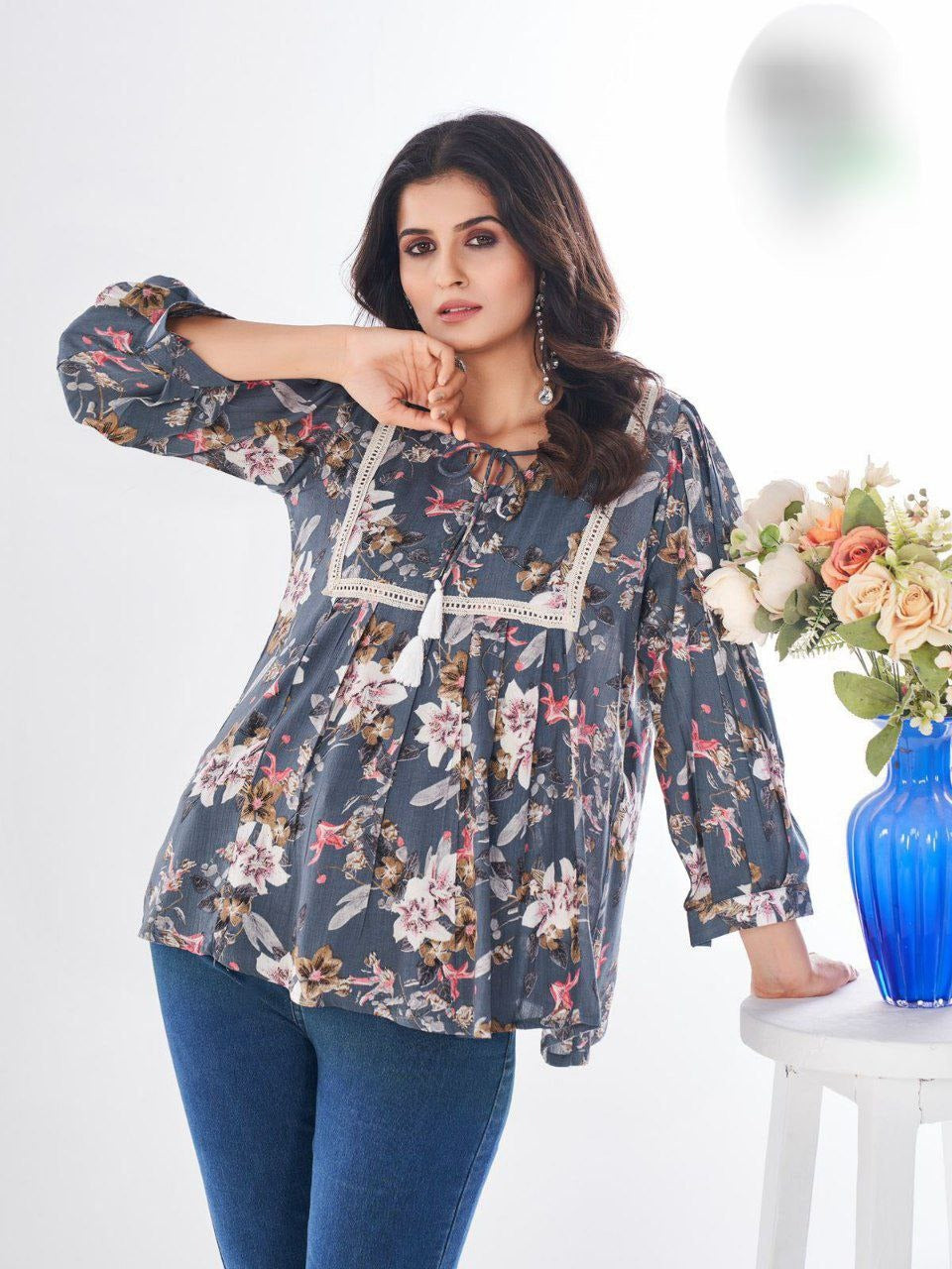 Short Printed top with lace and dori in 4 colors