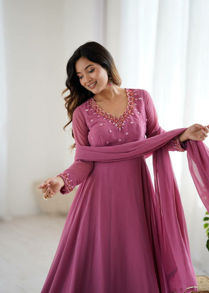 Rose gown set for women