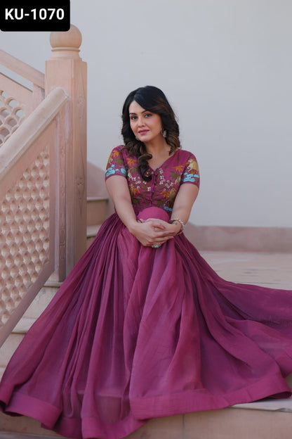 Premium Designer Readymade Koti-Gown