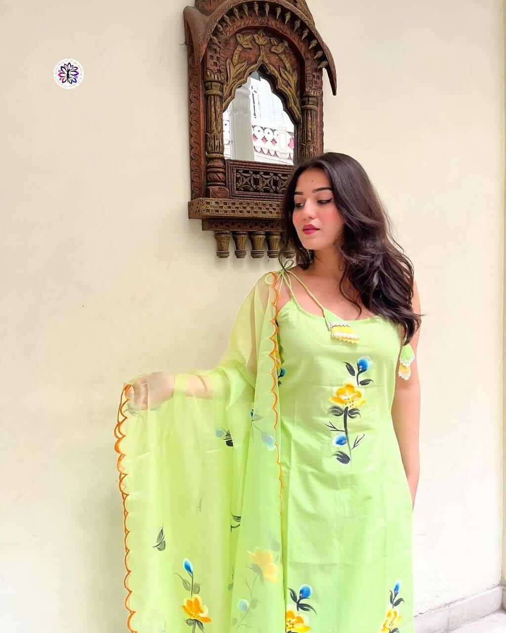 green kurti set for women kurti pant dupatta set