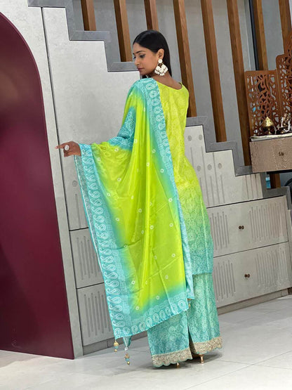 Vibrant Green with beautiful print Kurti Set for Women