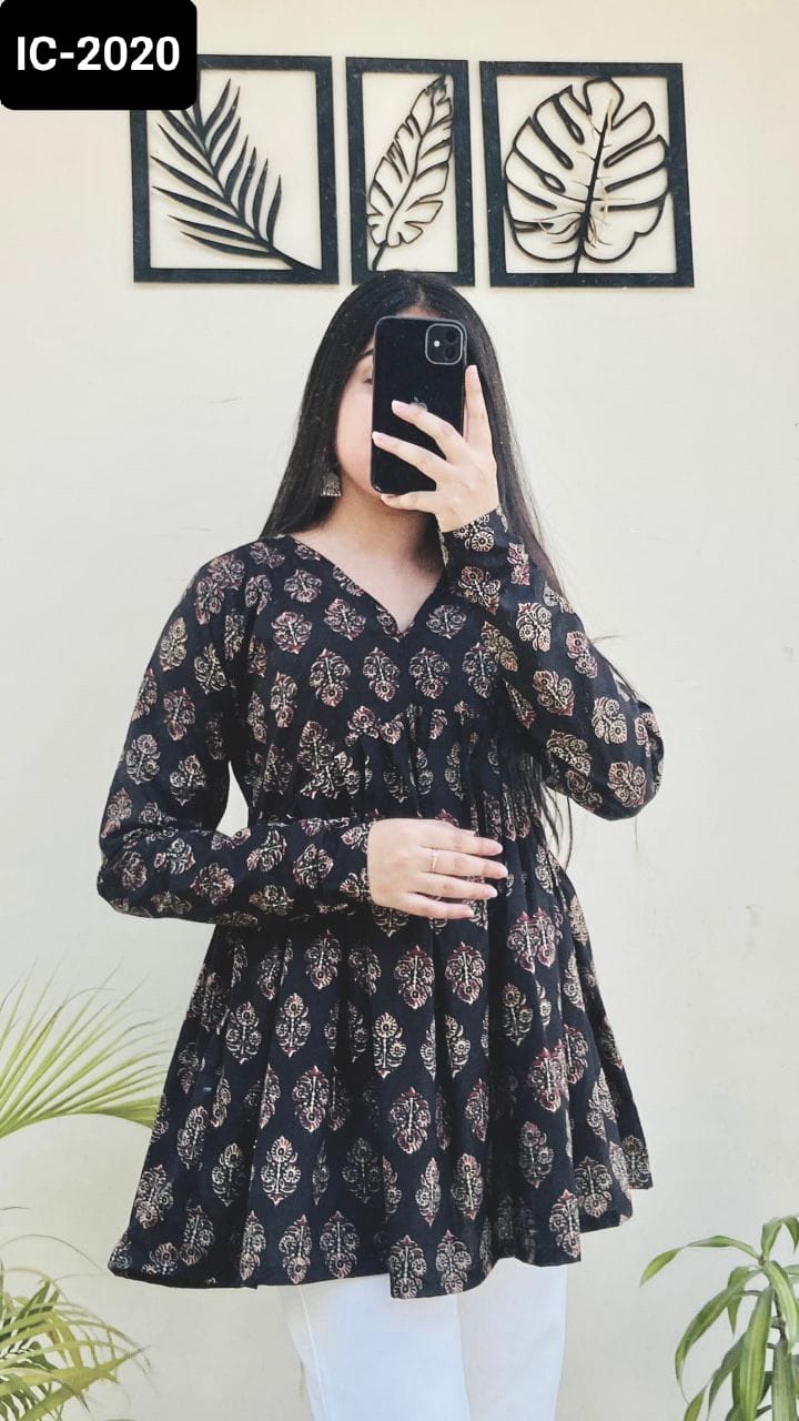 Long sleeve printed tops for office and regular wear
