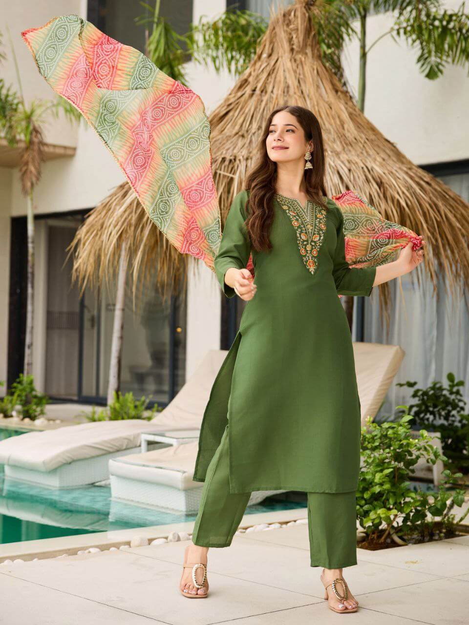 Women's Ethnic Wear Green Kurti Set in Rayon Fabric
