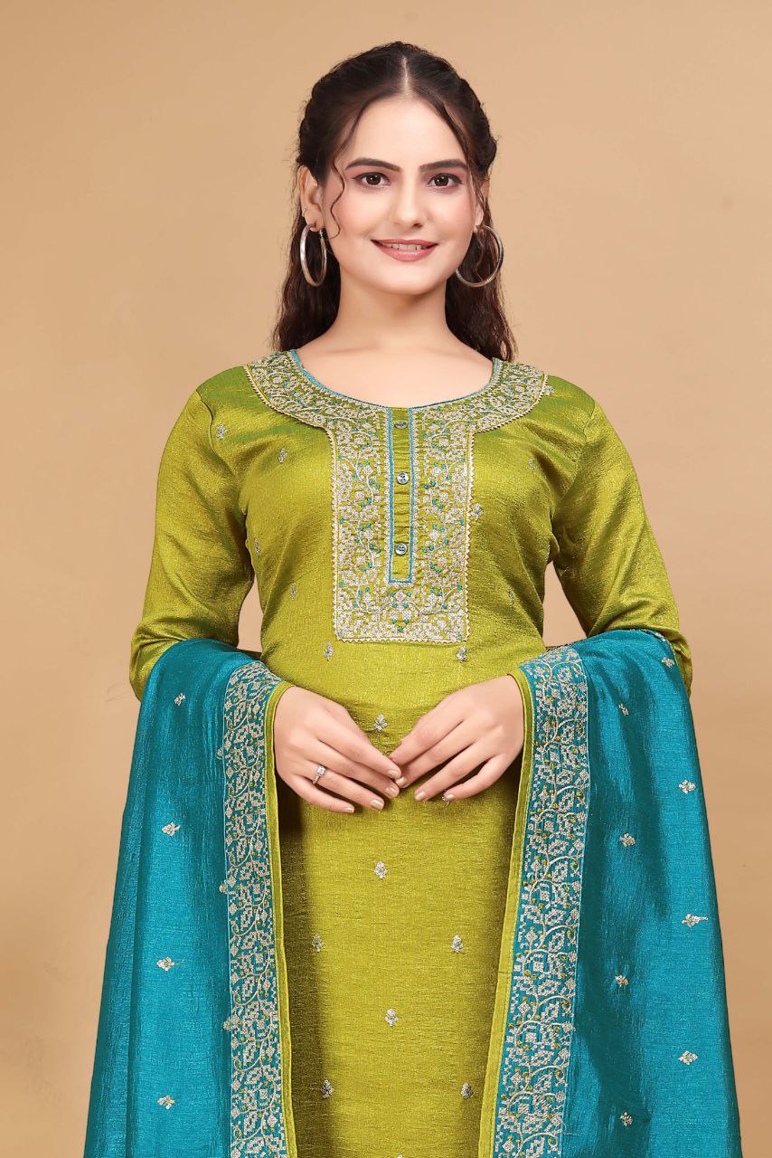 New Trendy Kurti Set for Women