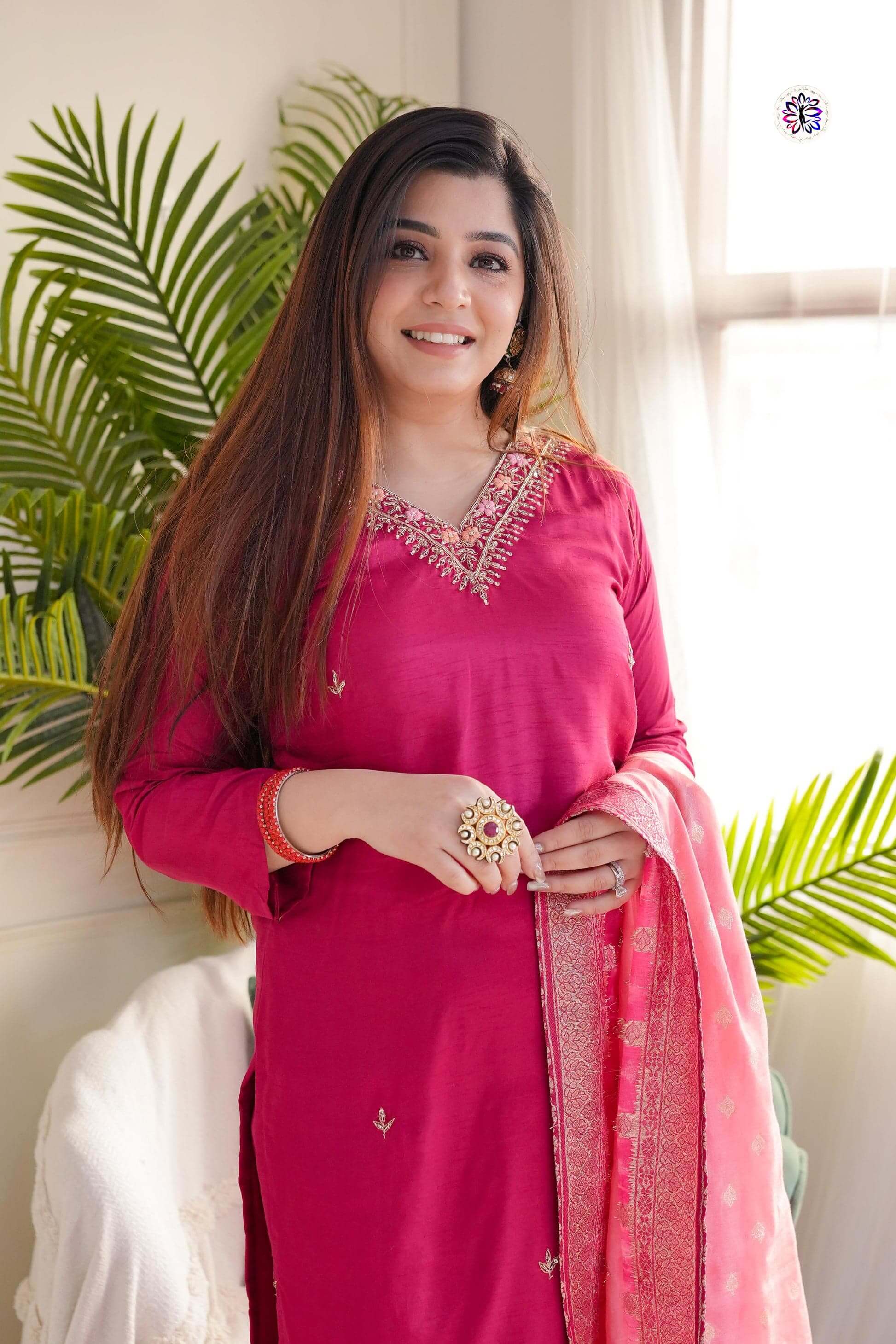 pink vichitra kurti set for women 