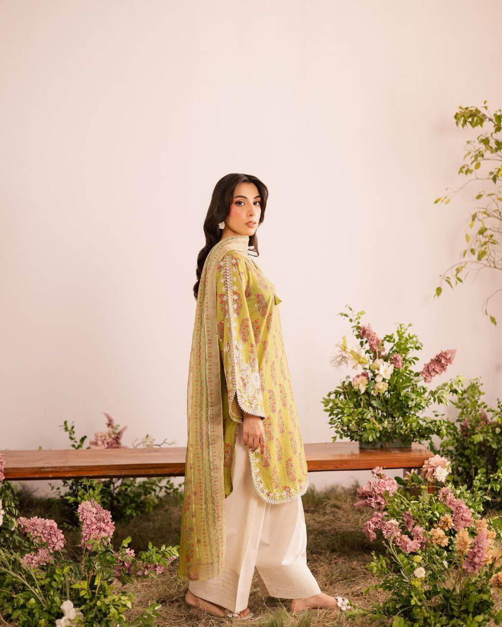Beautiful salwar suit for women