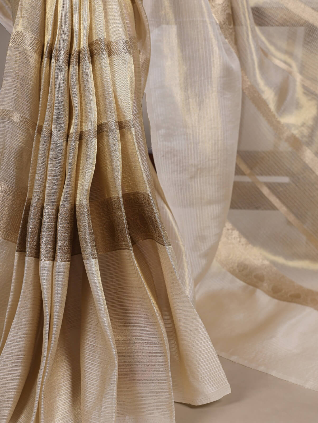 gold saree for women gold tissue fabric 