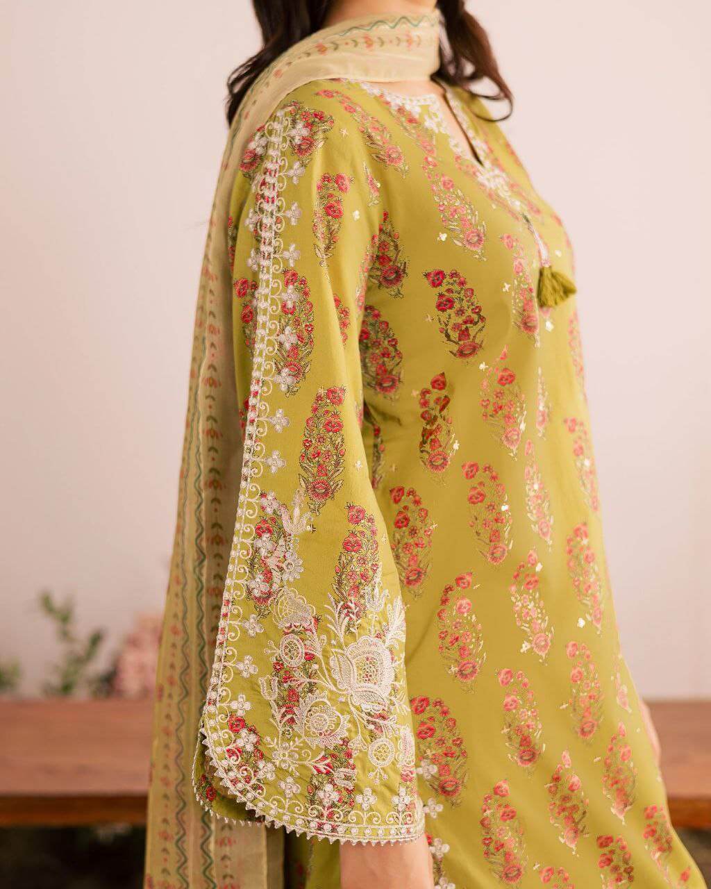 Beautiful salwar suit for women
