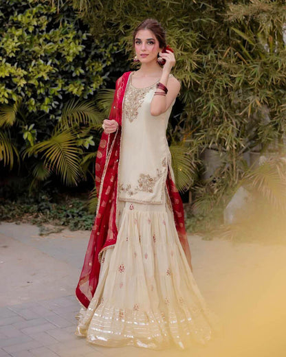 Wonderful Chinon Sarara Set for women